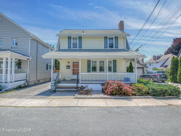 300 Colonial Gdns, Forty Fort, PA 18704