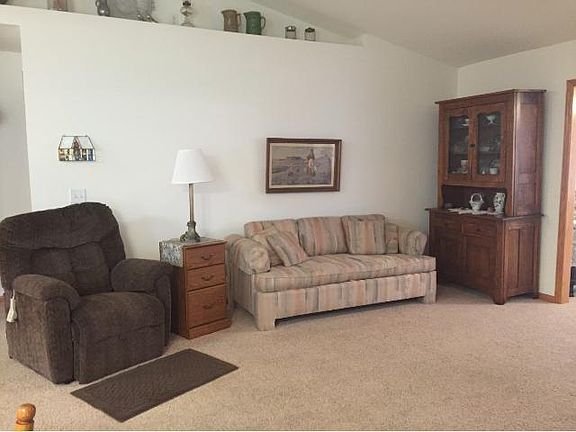 5th image of 196 Cedar Cove Ln