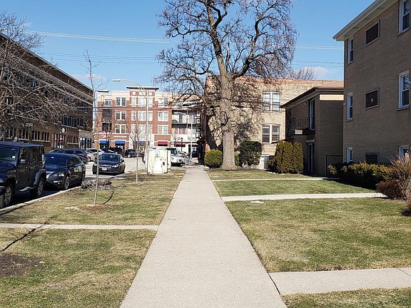 2nd image of 422 Marengo Ave APT 2W