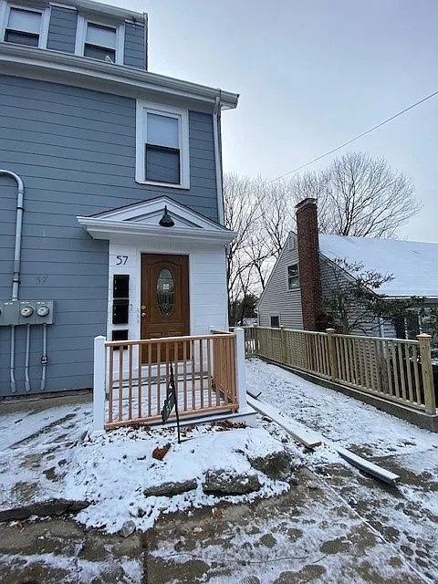 Building Photo - 57 Hemman St #B
