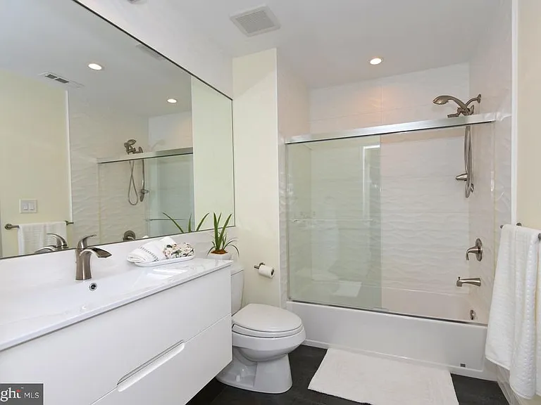 526 Brickhouse Rd — Photo 14