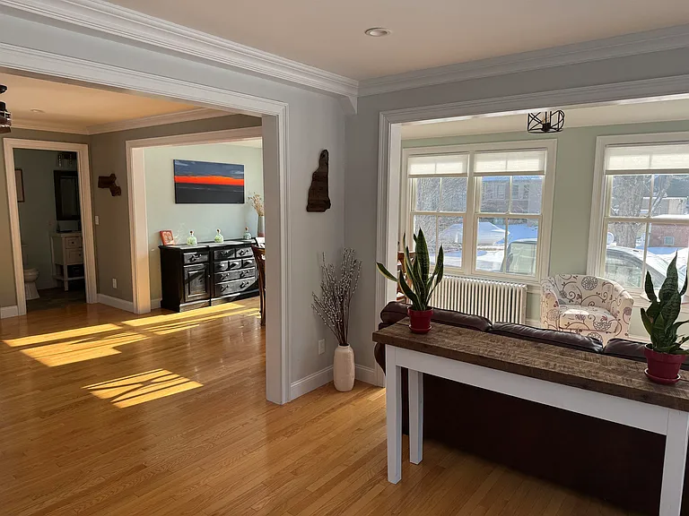 60 Packers Falls Rd — Photo 3