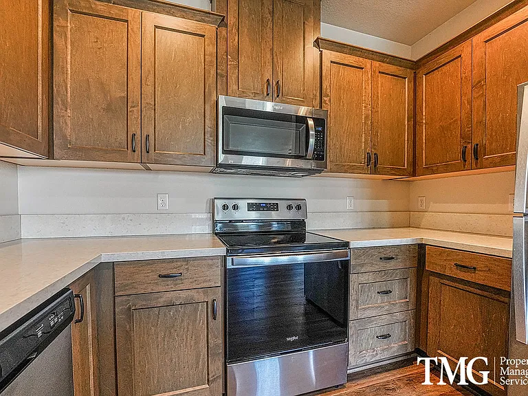 3251 Lewis Ln — Photo 8