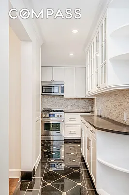 Rented by Compass | media 19