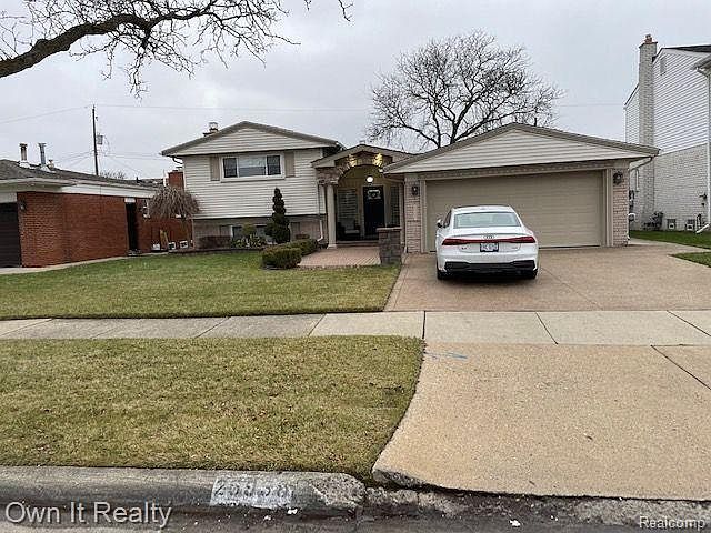 1st image of 26939 Northmore St