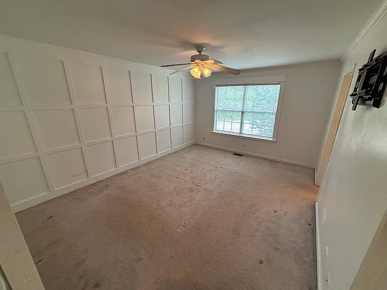 1153 Hillside Ave — Photo 11