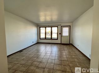 390 Johelia Trl #390, Antioch, IL 60002