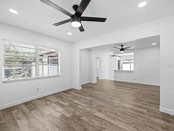 4th image of 4427 W OKLAHOMA AVENUE