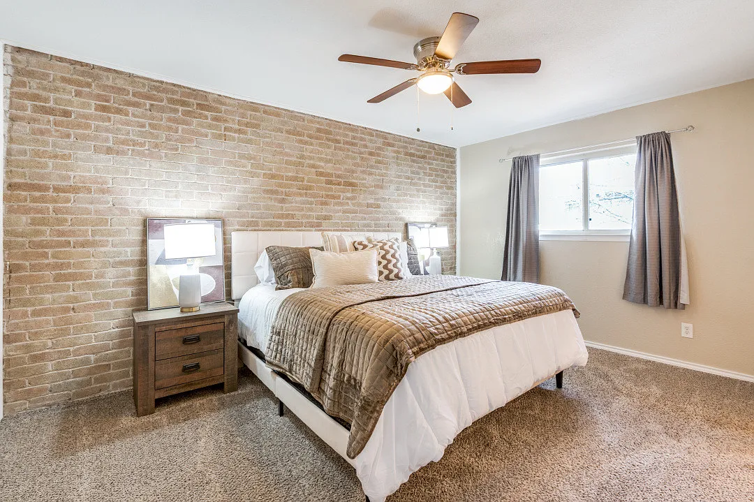 4 bed, 1556 sqft, $2,625 — Photo 1