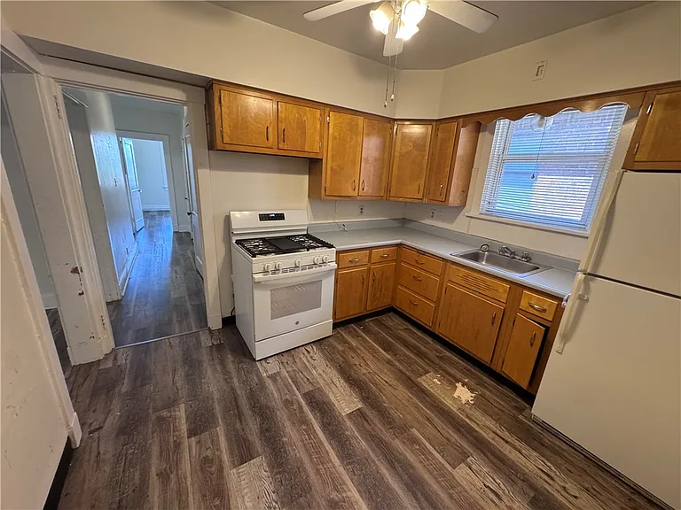 5944 Phillips Ave — Photo 8