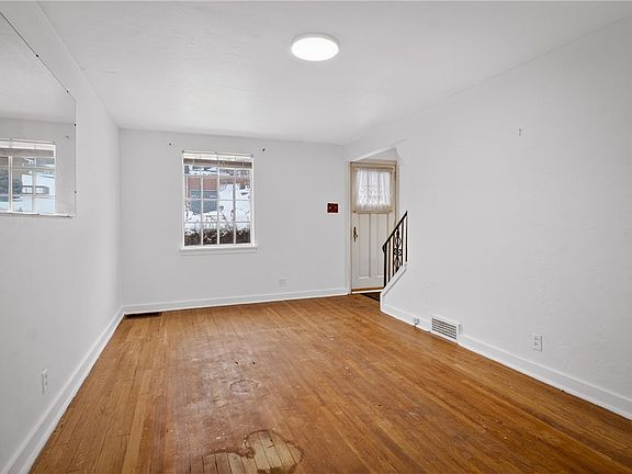5th image of 822 Harden Dr