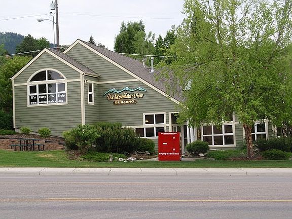 2nd image of 1005 SW Higgins Ave