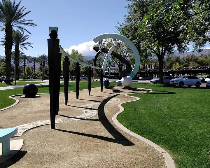 Sierra Vista Dr — Photo 33