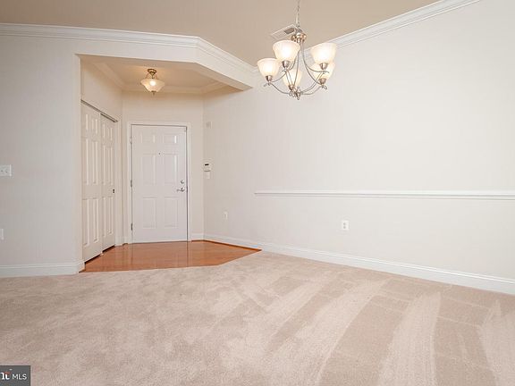 4th image of 311 Tiree Ct Unit 402