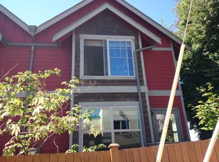 5006B 11th Ave NE, Seattle, WA 98105