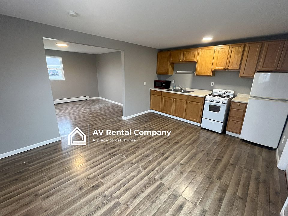 1st image of 64 E Stephenson Ave #1