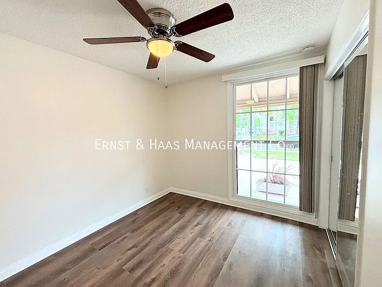 11381 Foster Rd — Photo 12