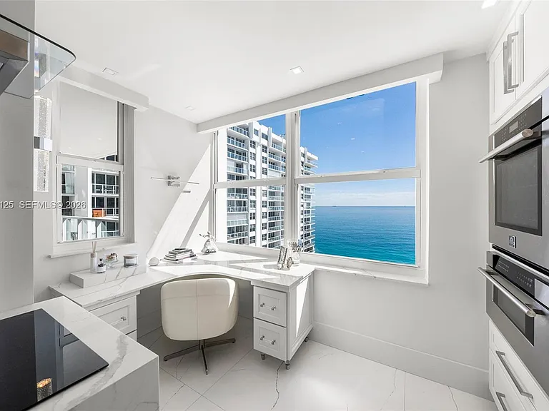 4300 N Ocean Blvd #15D — Photo 10