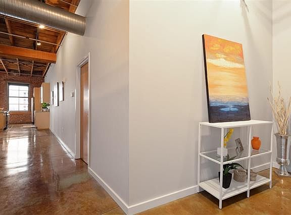 3rd image of 721 N 17th St APT 509