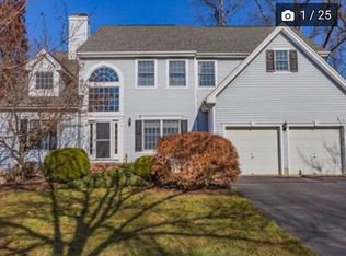 4 Interlacken Ct, Skillman, NJ 08558