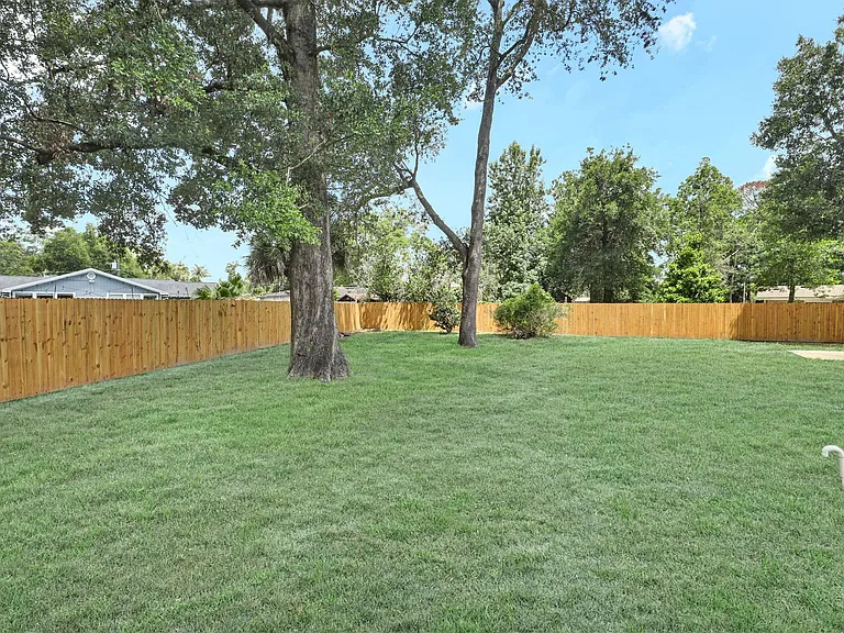 12522 Macaw Dr — Photo 23