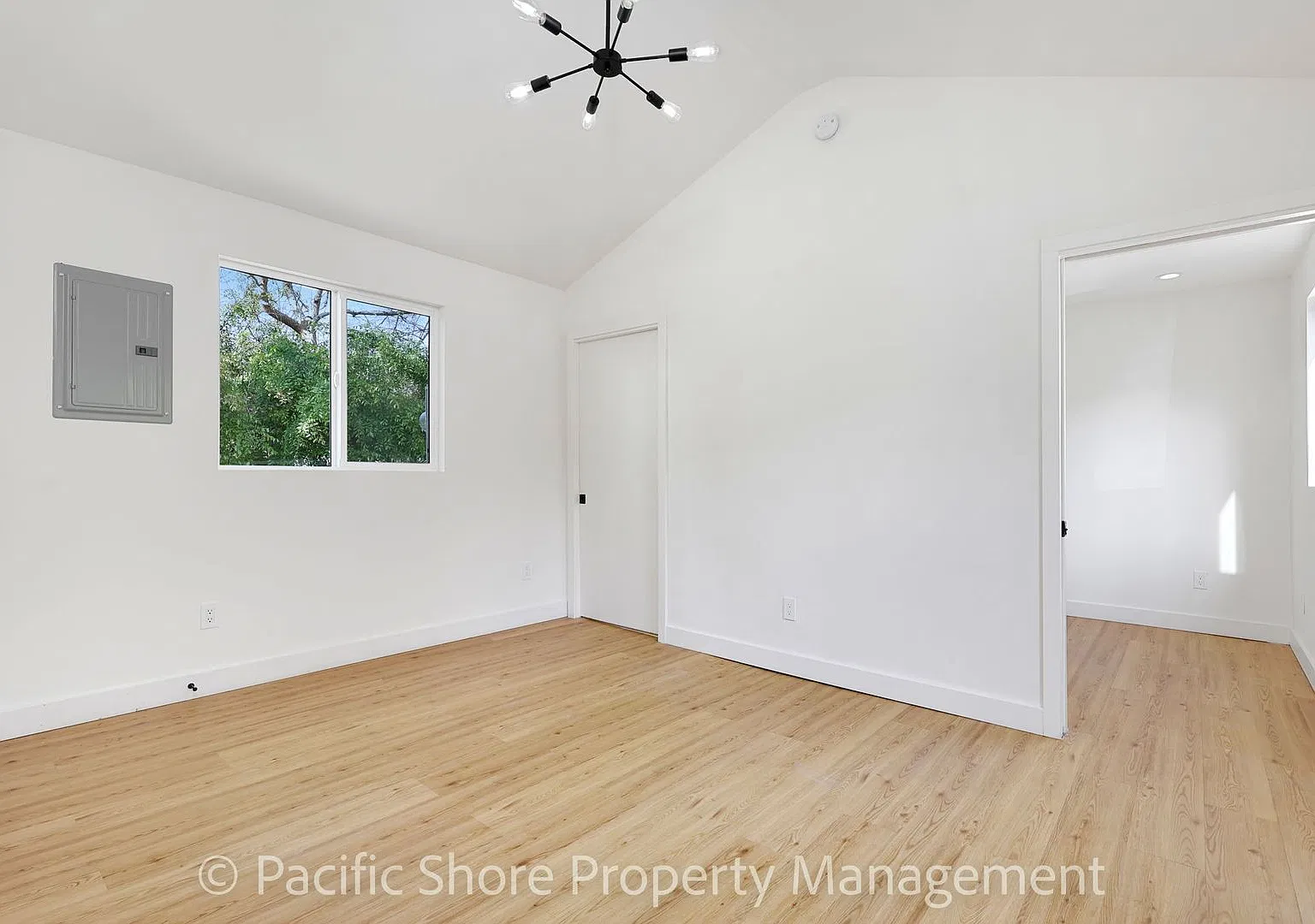 Griffin Apartments — Photo 4