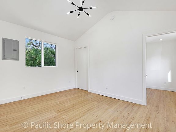 4th image of 3210 Griffin Ave #32
