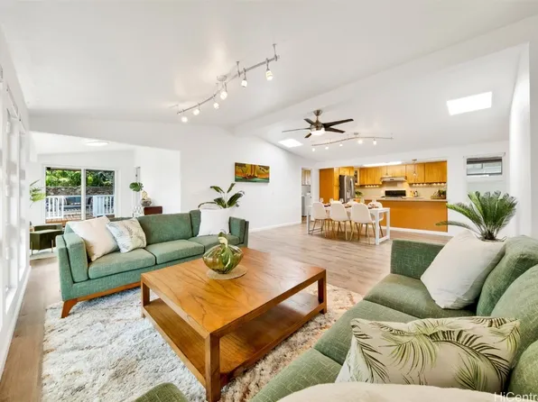 859 Akumu St, Kailua, HI 96734