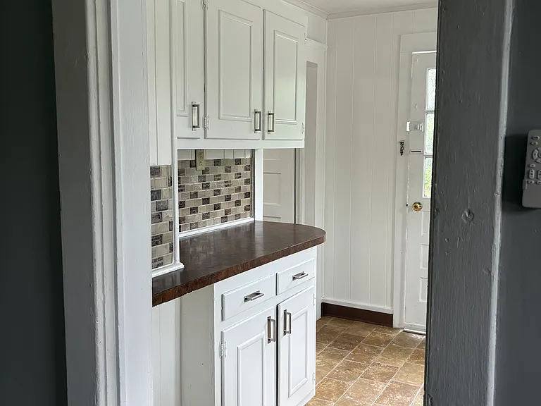 680 Main Rd #2 — Photo 1
