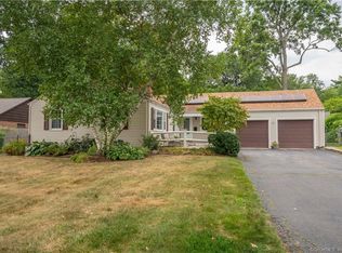 115 Selden Hill Dr, West Hartford, CT 06107