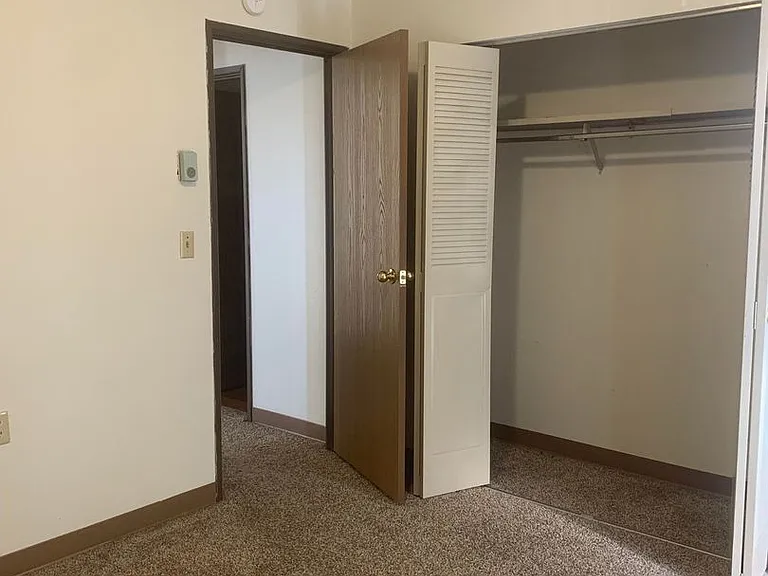 Park Place West Apartments — Photo 59