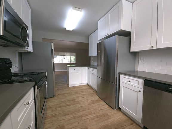 4th image of 807 19th St #817