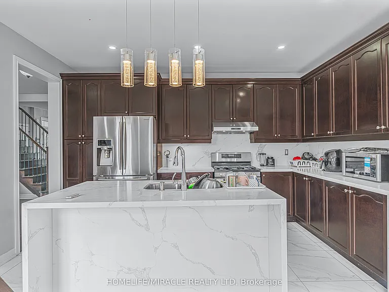 9 Berryfield Way — Photo 14