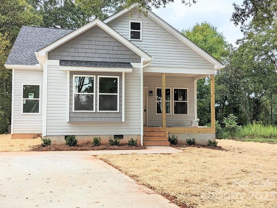 1st image of 218 Bynum Ave