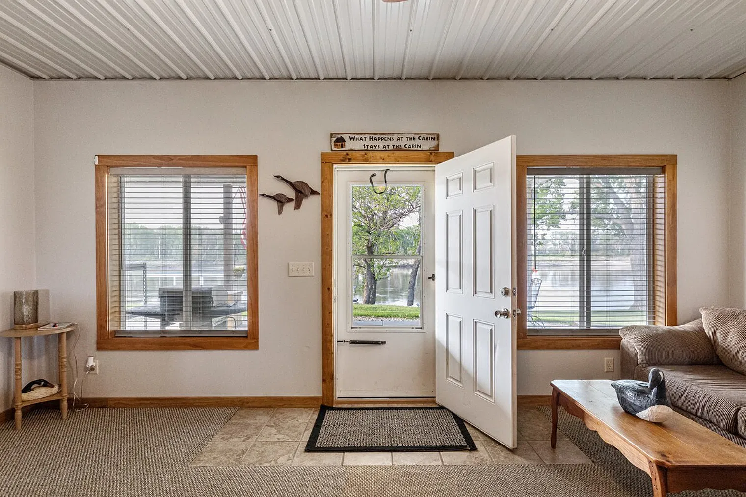 1 bed, 1.0 bath, $5,250 — Photo 1