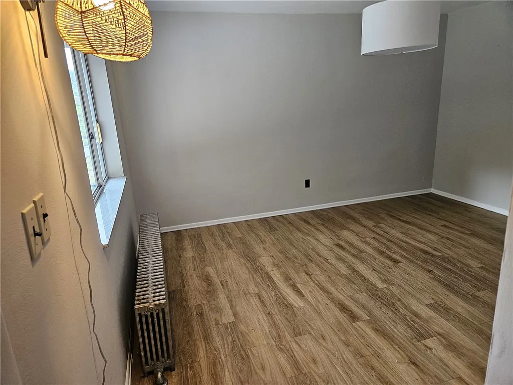 3 bed, 1360 sqft, $1,400 — Photo 3