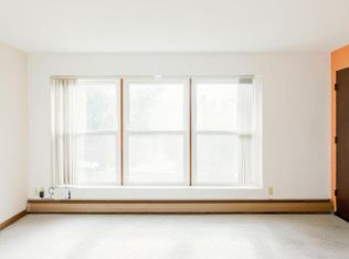 1218 Cedar St APT 3, Muscatine, IA 52761