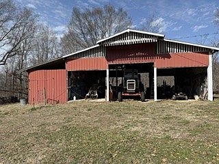 3rd image of 1245 Beech Grove Rd