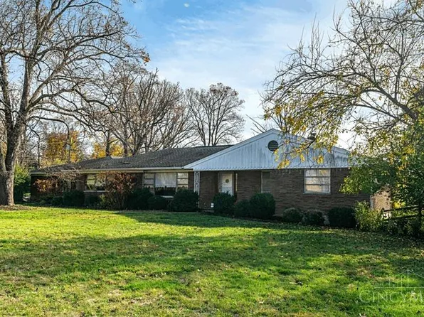 2321 Royal Oak Ct, Cincinnati, OH 45237