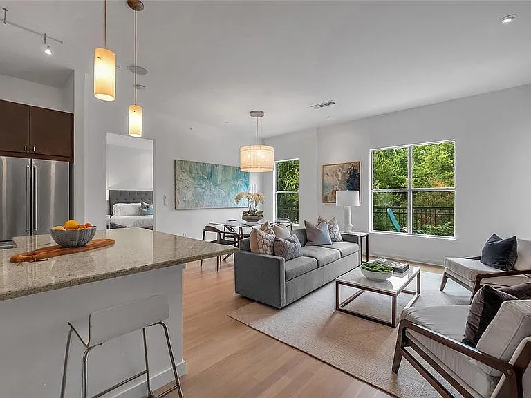 2950 McKinney Ave #ID641181 — Photo 13