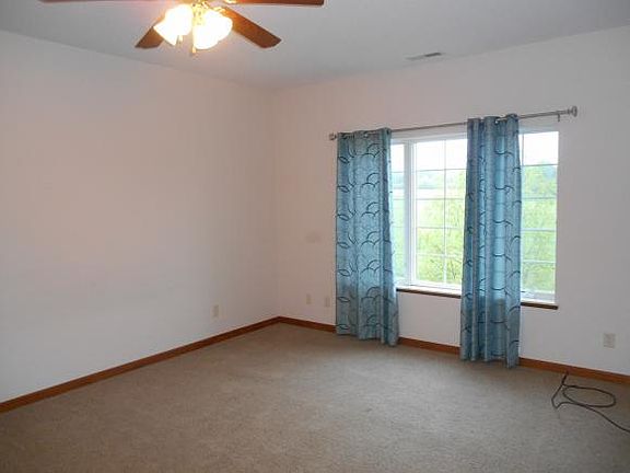5th image of 1230 W Polk Ave