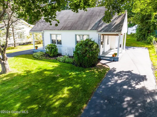 43 Fairview St, South Glens Falls, NY 12803