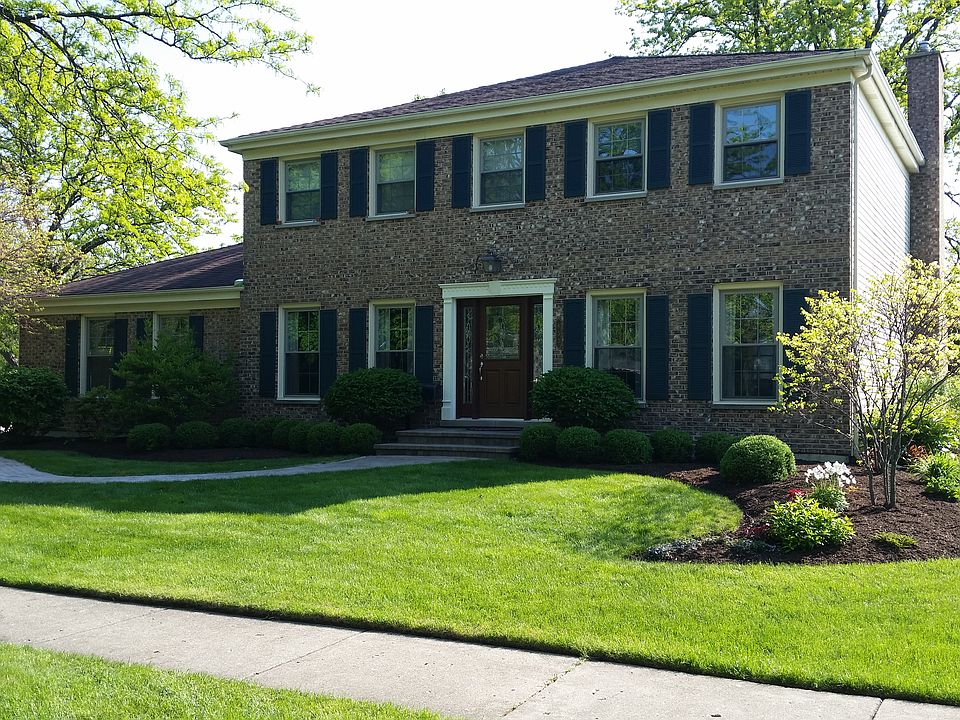 1st image of 833 W Partridge Dr