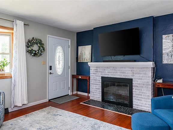 5th image of 1124 Rio Ln