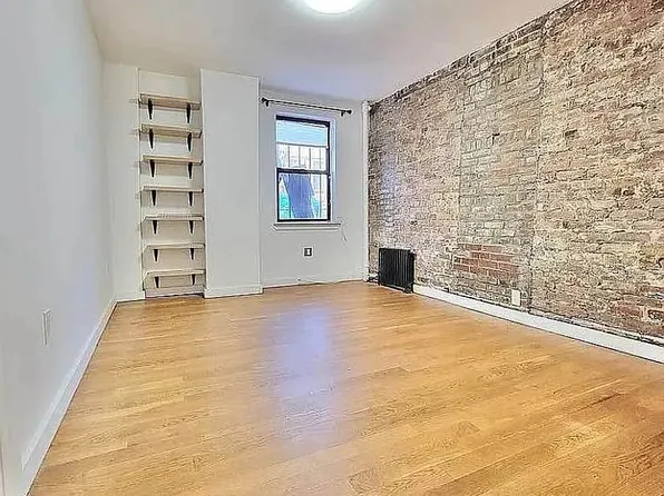 350 Greene Avenue image 1 of 6