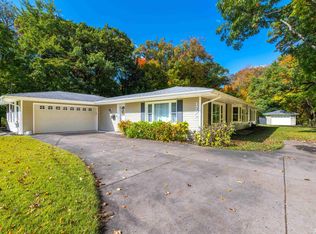 1700 46th St, Moline, IL 61265