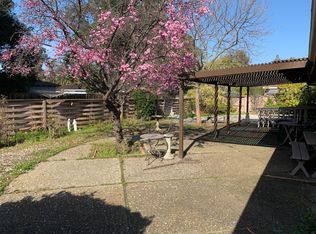 462 Alicia Way, Los Altos, CA 94022