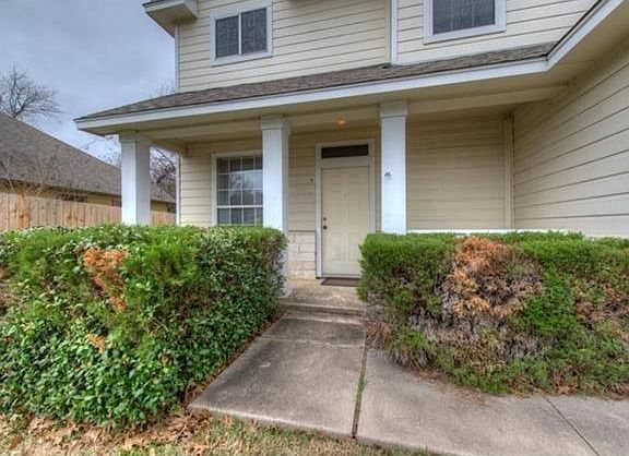 4th image of 2932 Thrushwood Dr