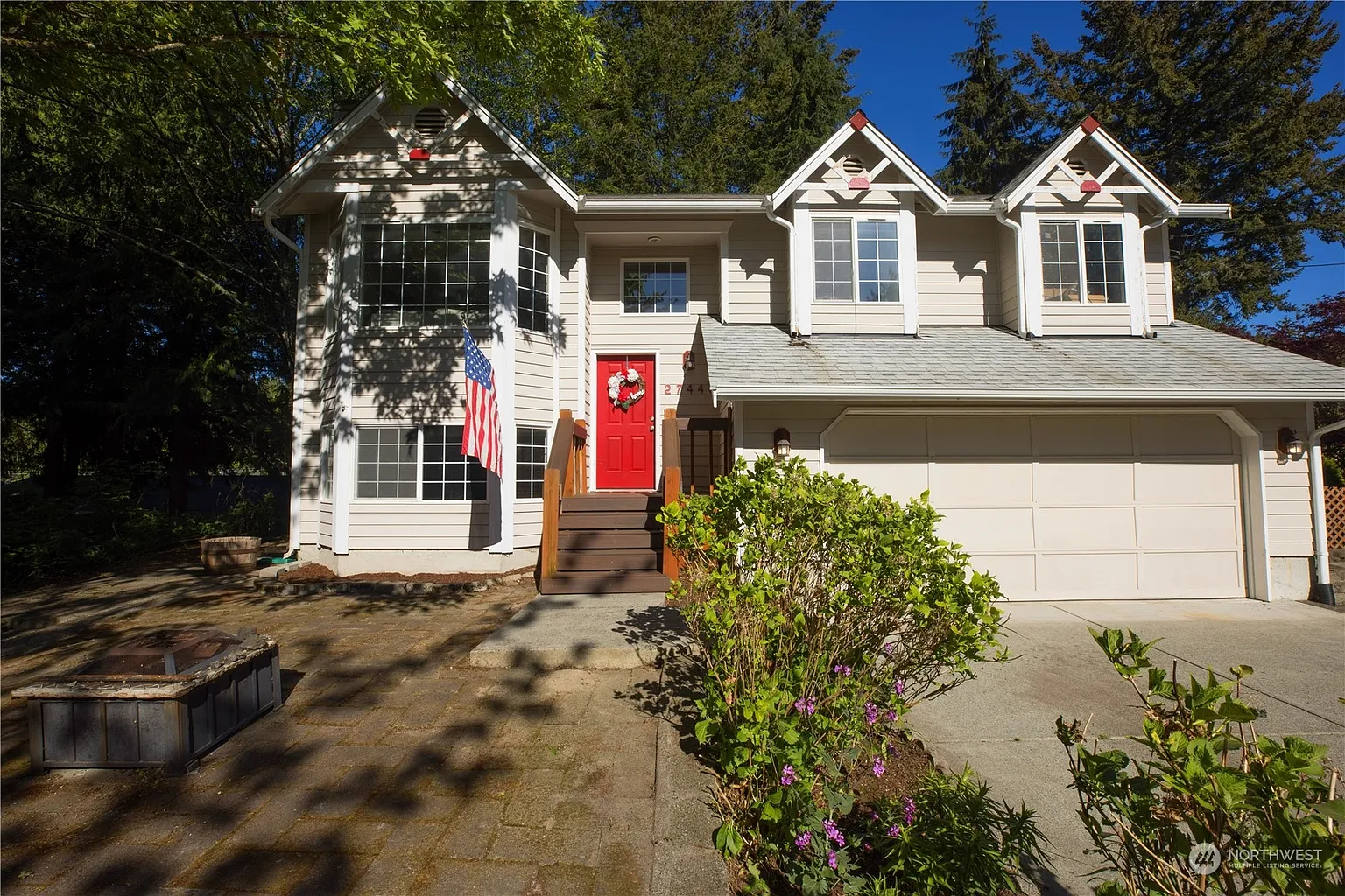 27448 Serene Drive NE photo 1