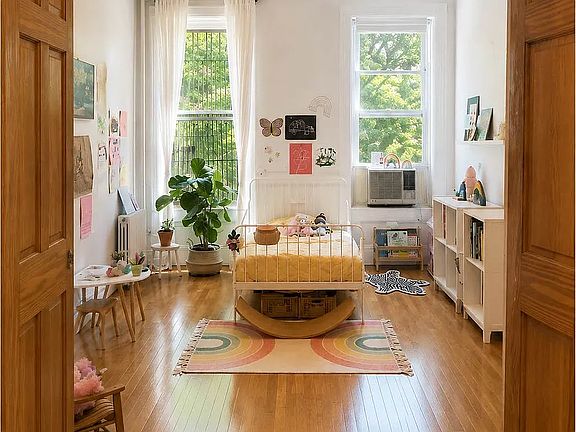 4th image of 191 17th St APT 2
